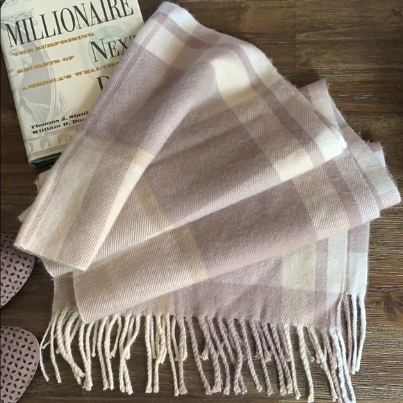 New York & Company Accessories - New York And Company Fringe Scarf NWOT